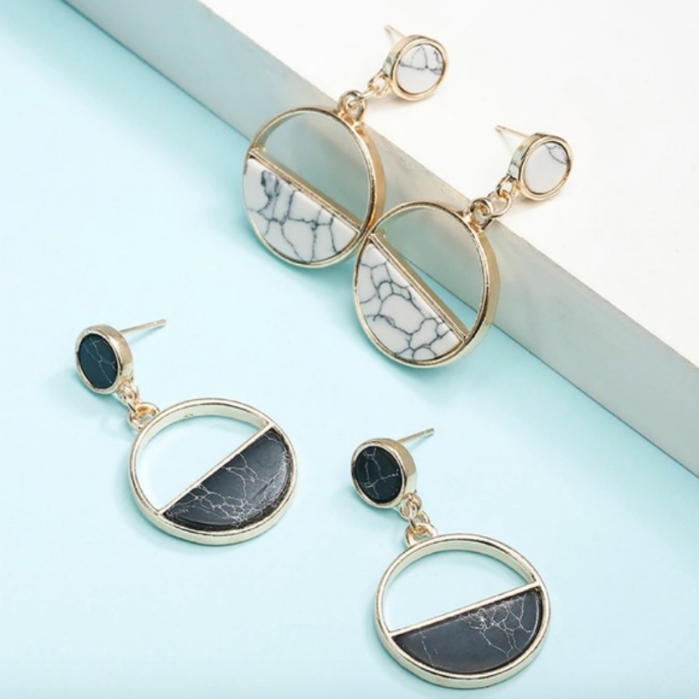 Golden Black Marble Dangle Long Earrings Gold - Picture 5 of 5